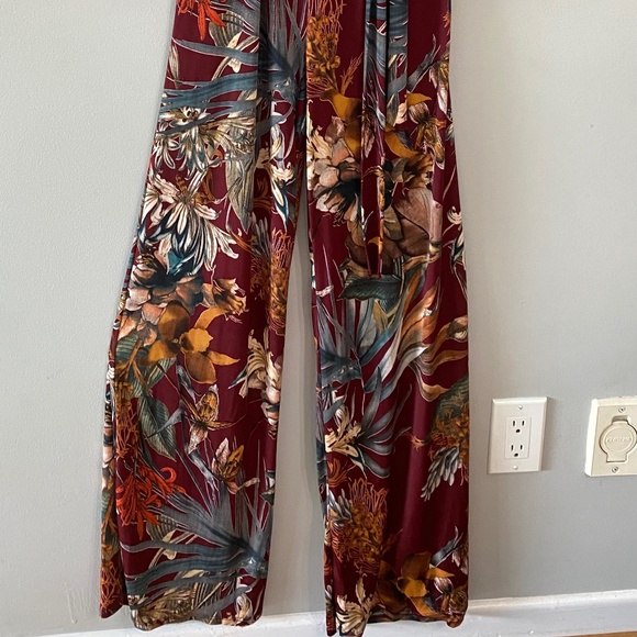Floral (70's inspired) Lightweight Belted Jumpsuit - Picture 3 of 4